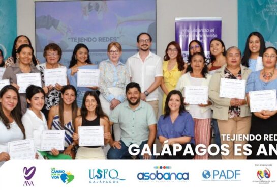 Galápagos es Ana, clausura del Programa Tejiendo Redes